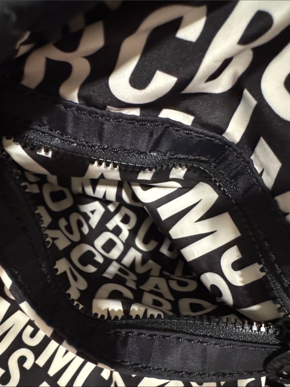 Marc Jacobs Bag Oversized Pretty Nylon Tate Embroidered Logo Black Quilted Tote - Picture 13 of 17
